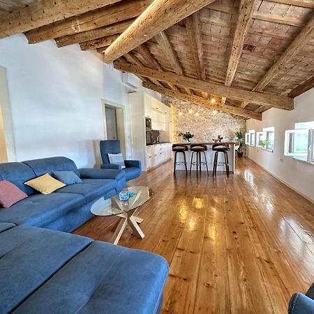 Apartment Luka Rovigno Esterno foto