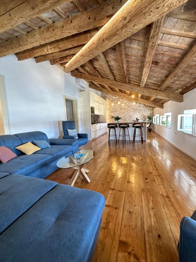 Apartment Luka Rovigno Esterno foto