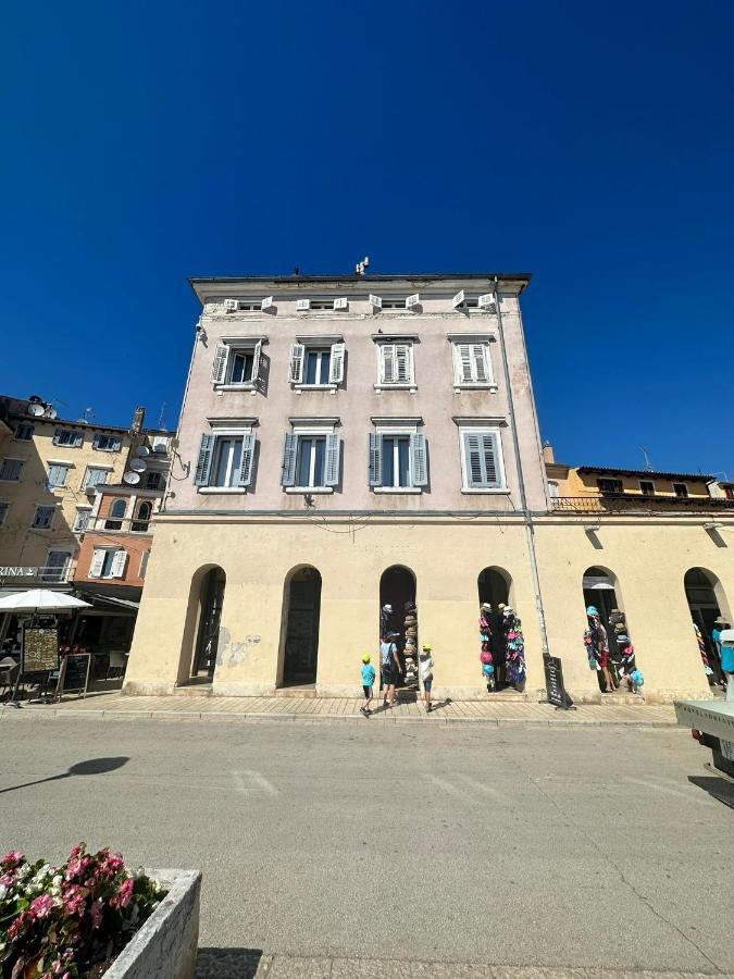 Apartment Luka Rovigno Esterno foto